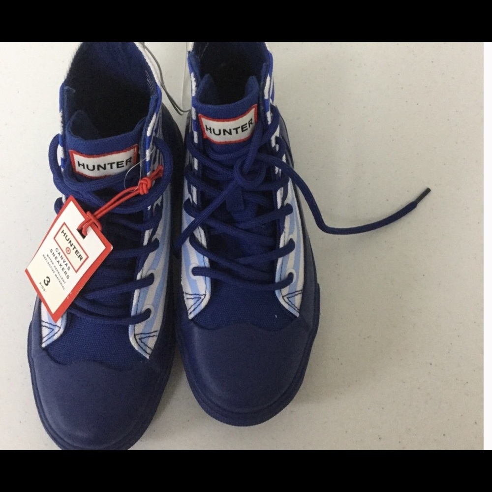 Hunter Canvas Water Repellant Sneakers - Picture 4 of 5